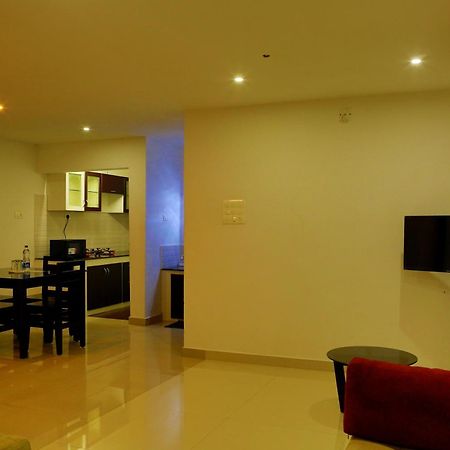 Sara Hotels And Apartments Nedumbassery Pokoj fotografie