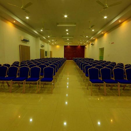 Sara Hotels And Apartments Nedumbassery Exteriér fotografie