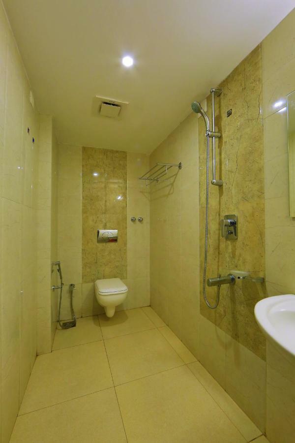 Sara Hotels And Apartments Nedumbassery Exteriér fotografie